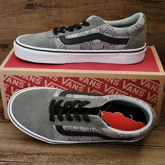 CLEARANCE!! Women's Vans Ward Gargoyle Snake - Picture 4 of 13